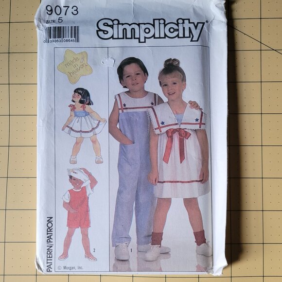 Vintage Simplicity 9073 Childs Romper & Dress with Detachable Collars Size 5 - Picture 1 of 2
